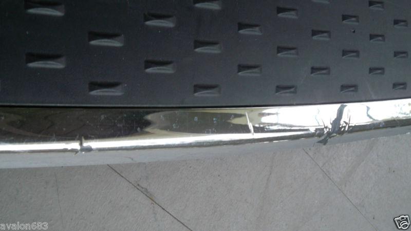 USED 2011-2013 Chrysler Town & Country Rear Bumper Step Pad 68125729AA OEM, US $39.99, image 3
