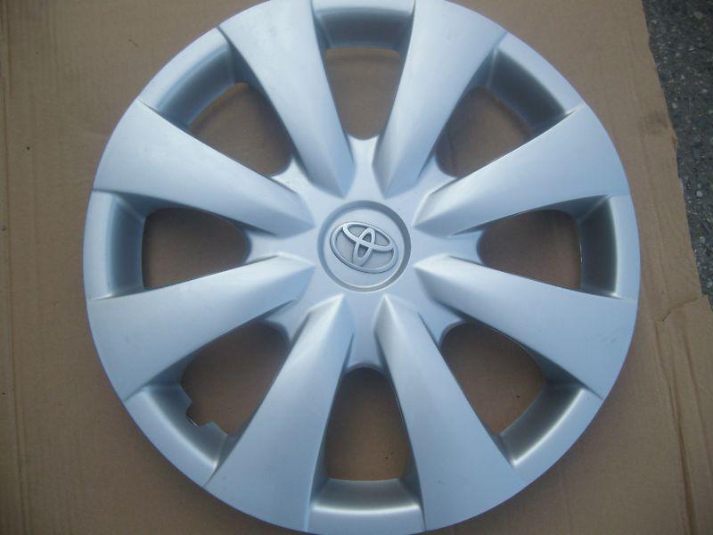 Purchase FOUR 15" TOYOTA COROLLA 2009 2012 OEM HUB CAP WHEEL COVERS