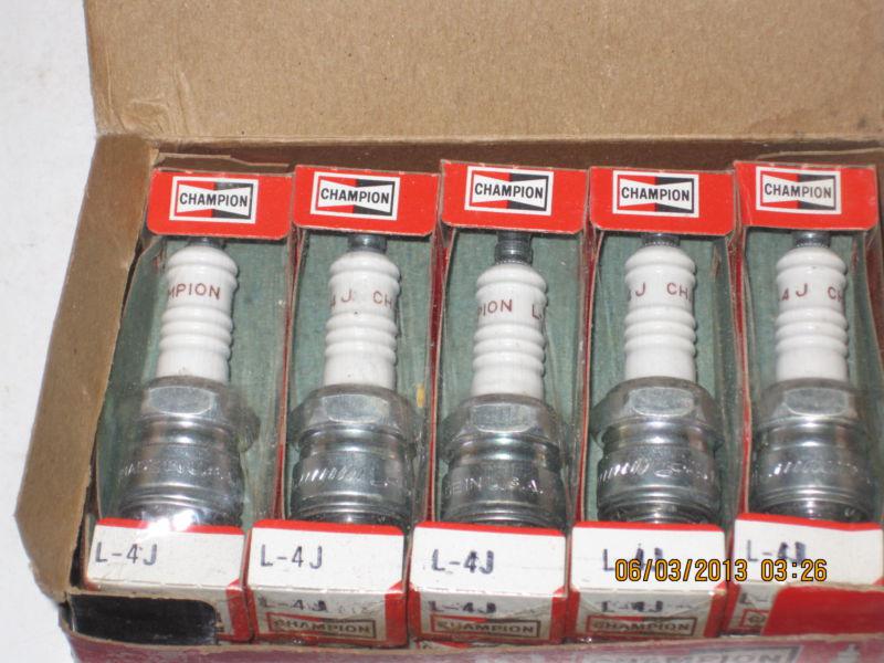 10 nos l-4j champion spark plugs, marine,evinrude,johnson,outboards