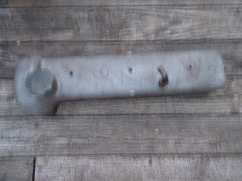 Mercedes benz engine valve cover  ponton 219/220s/se rt66ponton