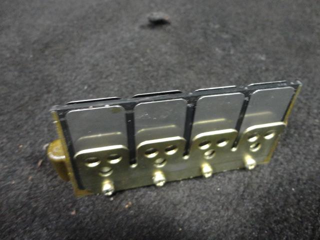 Reed block assy #11645 3 mercury/mariner 1989-2000 90-250hp outboard #3(311)