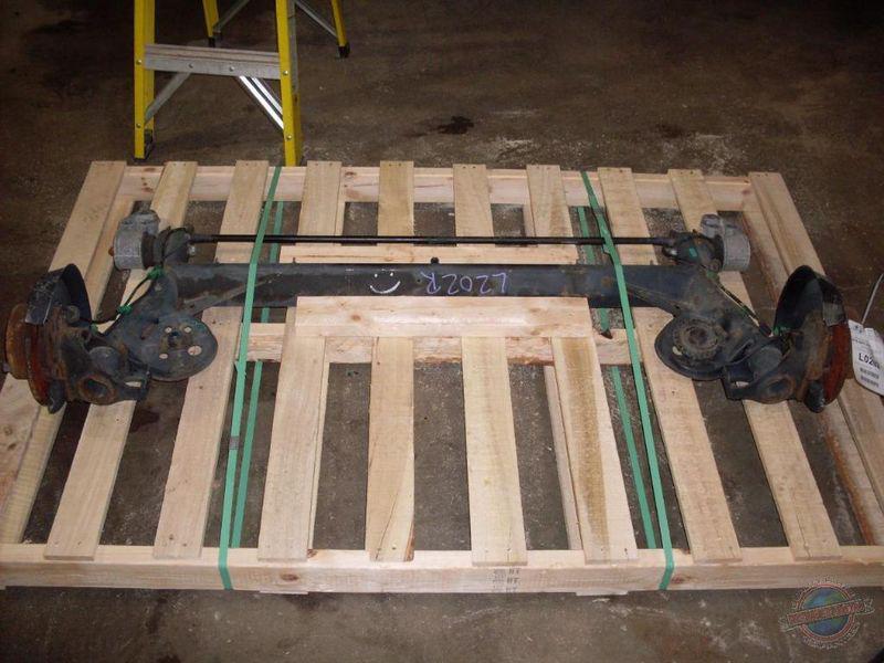 Rear axle beam audi a6 1053915 98 99 00 01 02 03 04 loaded