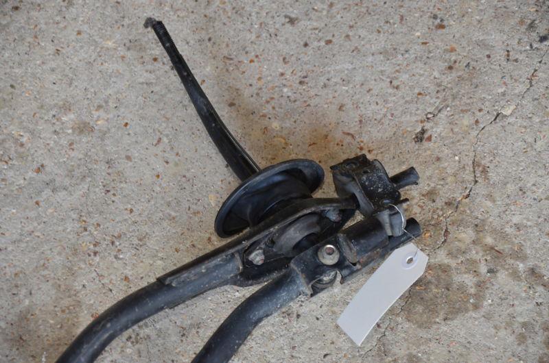 Purchase 1994 Honda Del Sol 5 spd B16A3 shift linkage assembly in