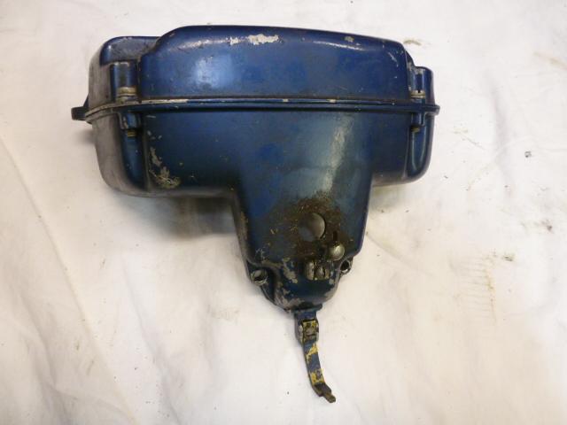 1958 evinrude 18 hp fastwin 15024 carb airbox silencer boat motor outboard