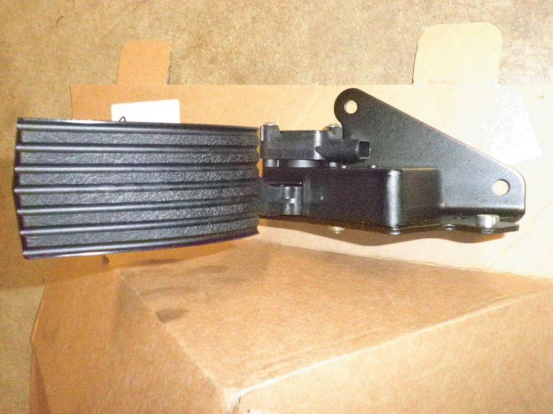 International navistar  tps throttle position sensor bendix