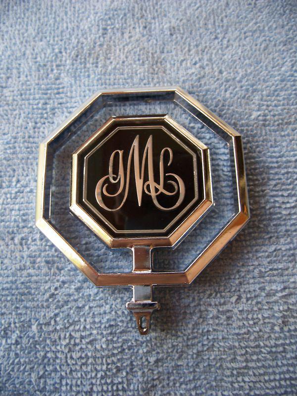 1977 pontiac grand lemans hood ornament header emblem....nice
