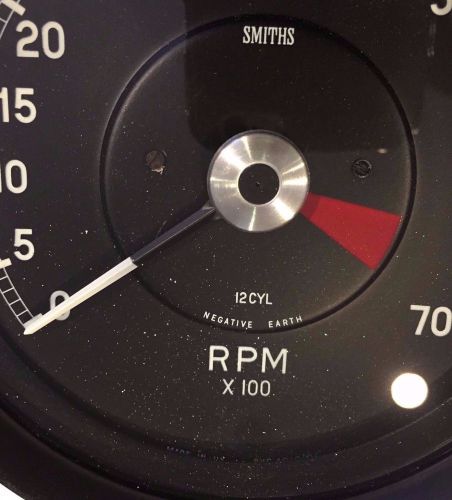 Jaguar xke v12 tachometer nos - new - tach - smiths - e-type roadster coupe