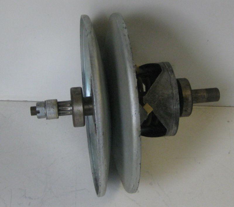 SALSBURY 780 DRIVEN CLUTCH 141100 VINTAGE SNOWMOBILE ATV'S INTERGRAL SHAFT, US $155.00, image 3