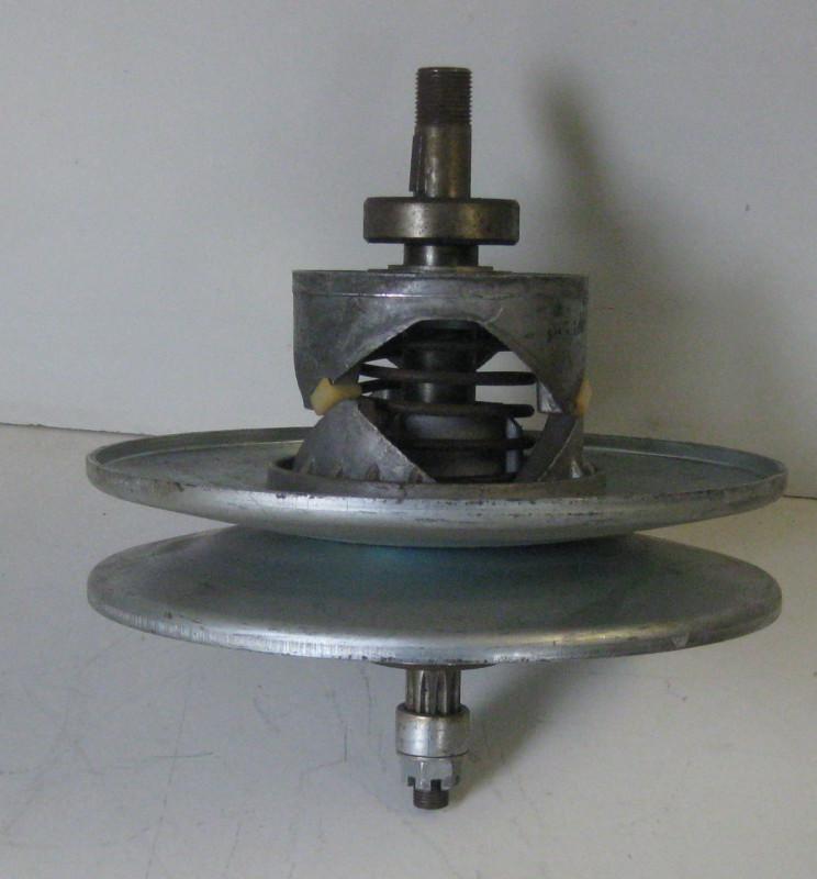SALSBURY 780 DRIVEN CLUTCH 141100 VINTAGE SNOWMOBILE ATV'S INTERGRAL SHAFT, US $155.00, image 4