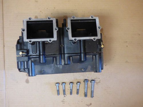 2002 polaris virage i 800 pwc crankcase crank case block 2002-2004 2202189