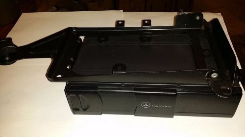 00-04 mercedes ml w163 6 disc cd changer a1638203889 w cartridge oem ml430 ml320