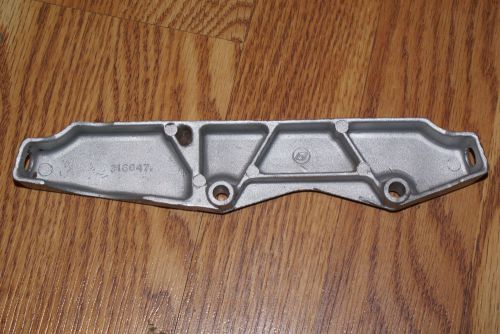 0316647 johnson evinrude engine cover bracket