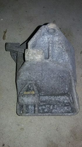 53010224 jeep cherokee alternator bracket