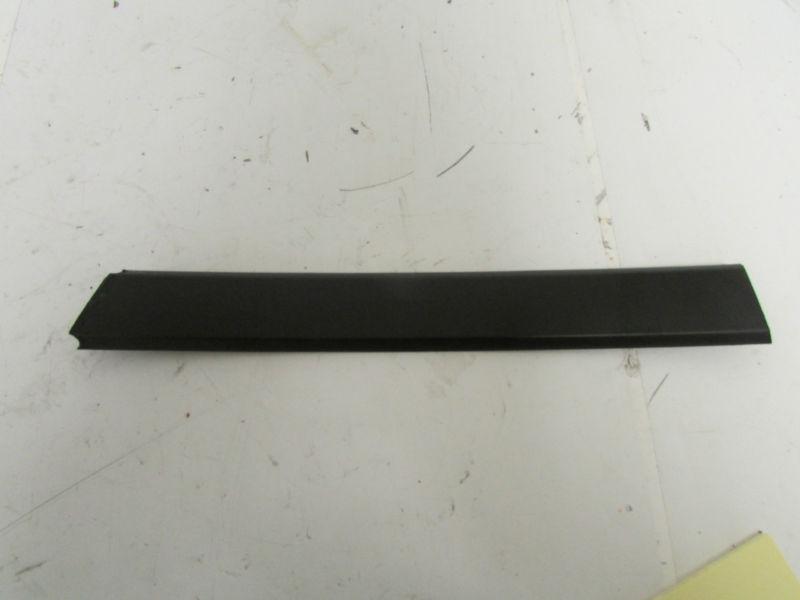 E38 side fixed door window, covering, rear right. 51348150490
