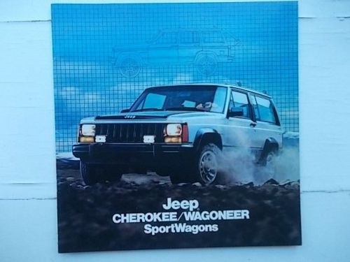 Jeep cherokee / wagoneer sportwagons deluxe dealer sales brochure 1983/84