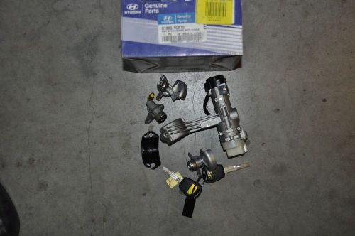 819051ca70 key &amp; cylinder set - lock, hyundai getz 2002-