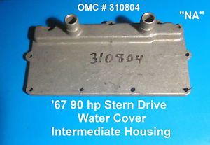 Omc &#039;67 90hp stern drive - intermediate housing water cap #310804 new-nos - &#034;na&#034;