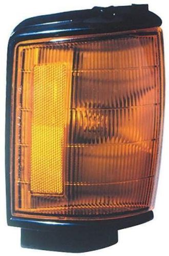 Parking / cornering light assembly front right maxzone fits 84-86 toyota pickup