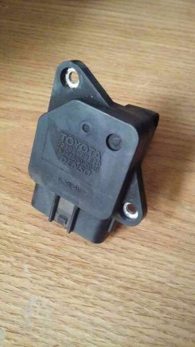 Toyota lexus scion mass air flow sensor 22204-21010 genuine oem