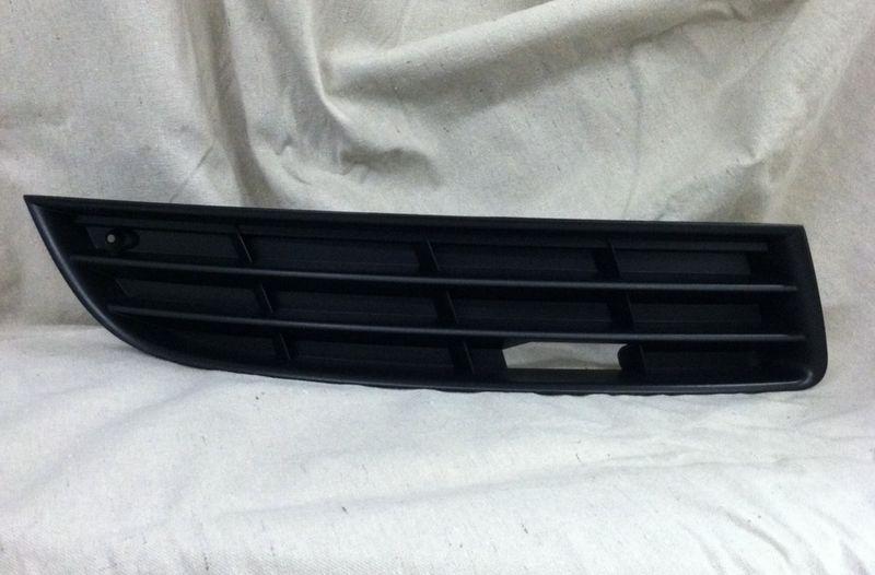 New volkswagen b6 passat lower grille cover 06 07 08 09 10 11 right