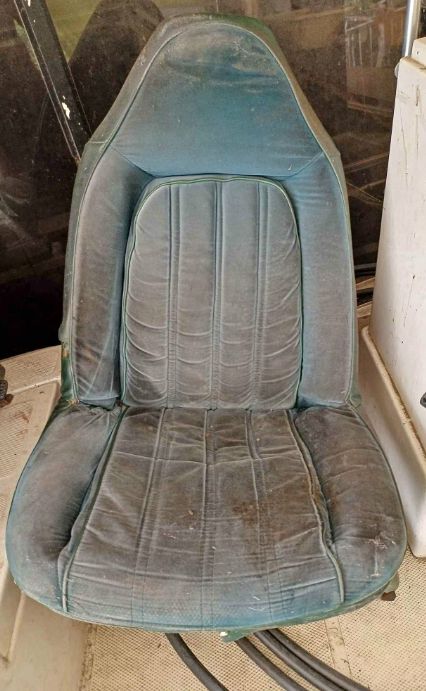 73/77 front bucket seats, malibu, monte carlo, chevelle, el camino.73/77 front bucket seats, malibu, monte carlo, chevelle, el camino