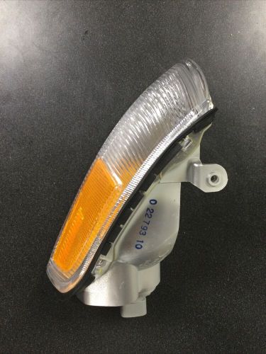 97 98 99 00 01 Mitsubishi Mirage Sedan Left Side Corner Park Marker Light OEM, US $24.00, image 3