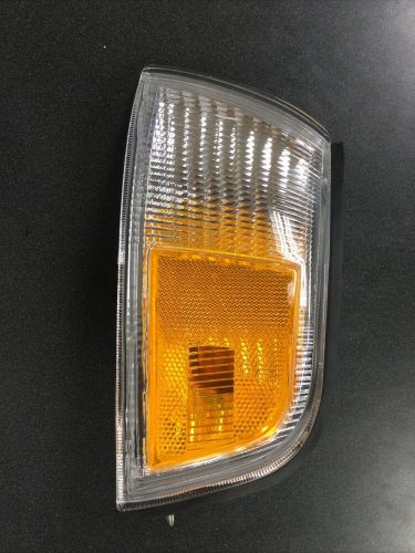 97 98 99 00 01 Mitsubishi Mirage Sedan Left Side Corner Park Marker Light OEM, US $24.00, image 5