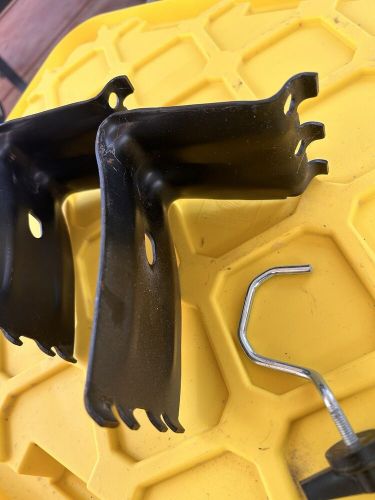 00 to 19 Silverado Sierra Tahoe Yukon Jack Spare Tire Wheel Chocks Block Set OEM, US $28.00, image 2