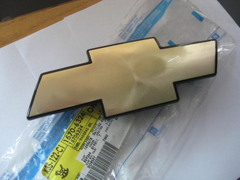 Chevy Tahoe Grille Emblem