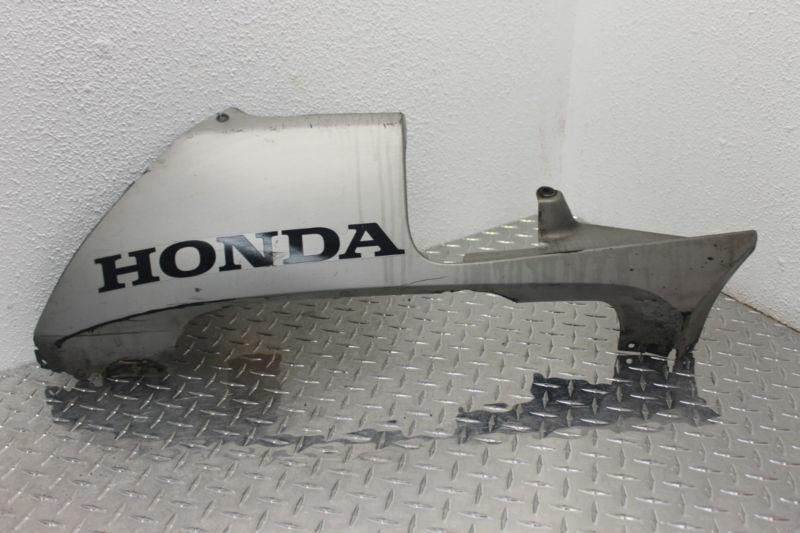 03 04 honda 600rr lower left side fairing oem #24346