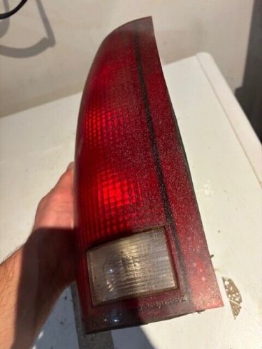 1988-1998 CHEVROLET GMC C/K TRUCK OEM LEFT DRIVER SIDE TAIL LIGHT OEM, US $29.99, image 11