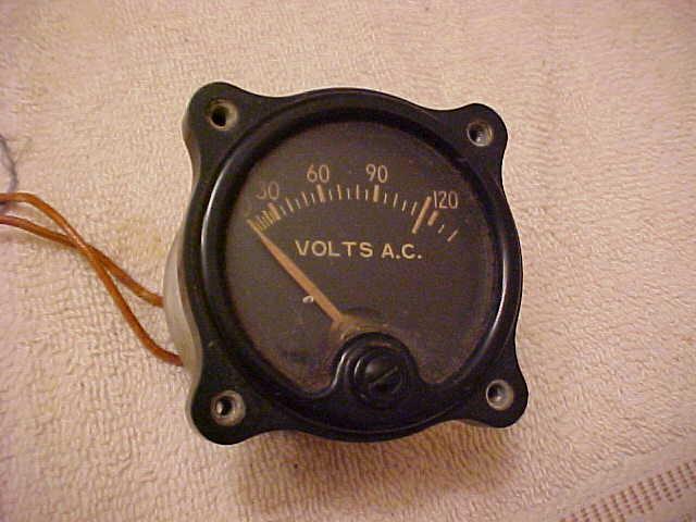 Volts a.c. gauge 0-120 vintage maybe 1940`s 