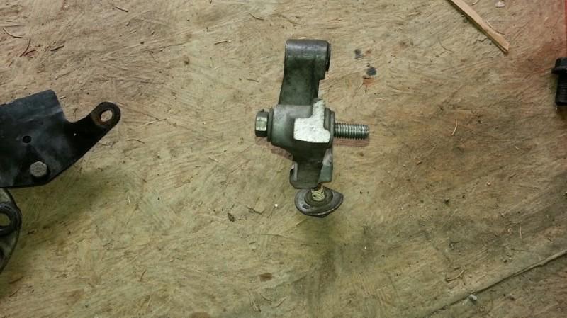 2000 BUELL S3 S3T M2 S1 X1 front isolater mount bracket, US $39.00, image 2