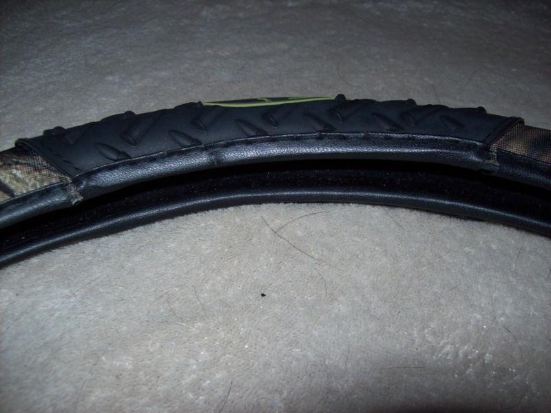 Mossy Oak Steering Wheel Cover 15 1/2