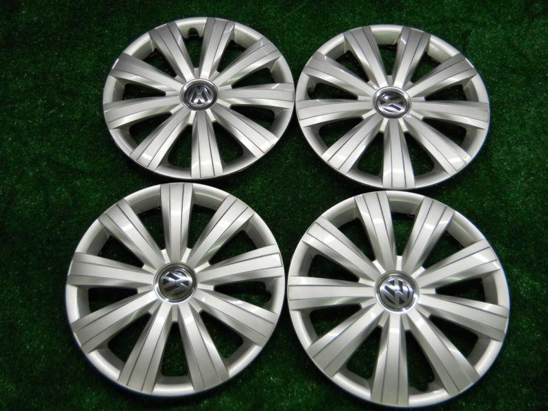 Oem 2011-2013 volkswagen vw jetta 15"  hubcap wheel cover 5c0.601.147