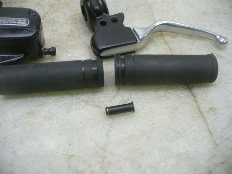 Harley 08-FLHTC Ultra Classic Handlebar Control Parts,grips,levers, & More., US $70.00, image 8