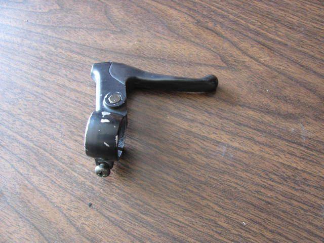 Suzuki cavalcade (gv1400) passenger foot pad cable lever