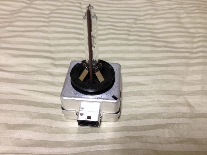 Buy 20102013 VOLKSWAGEN GOLF MK6 BIXENON HEADLIGHT HID BULB D1S in