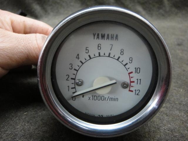 89 yamaha yx600 yx 600 radian tachometer, tach, gauge, mount broke #34