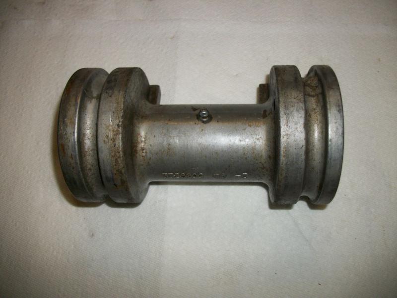 1997 polaris 300 xplorer 4x4 rear swingarm bearing carrier