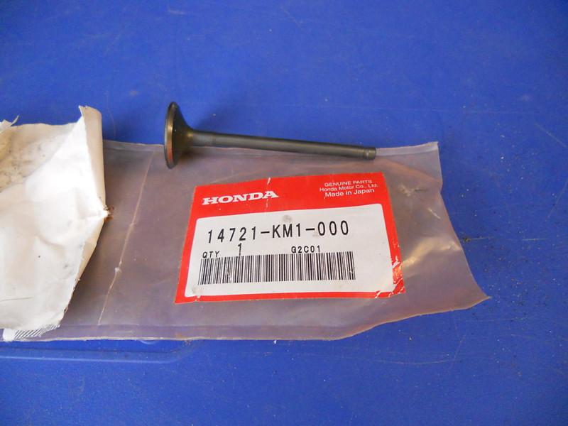 Nos honda exhaust valve 1985-1986 ch250 14721-km1-000