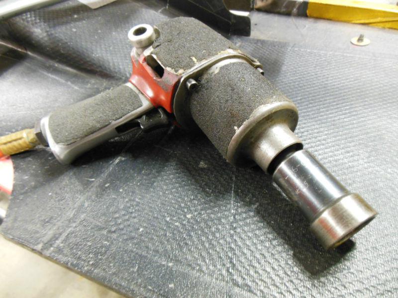 Brunnhoelzl impact pit gun with 1" spring socket, 