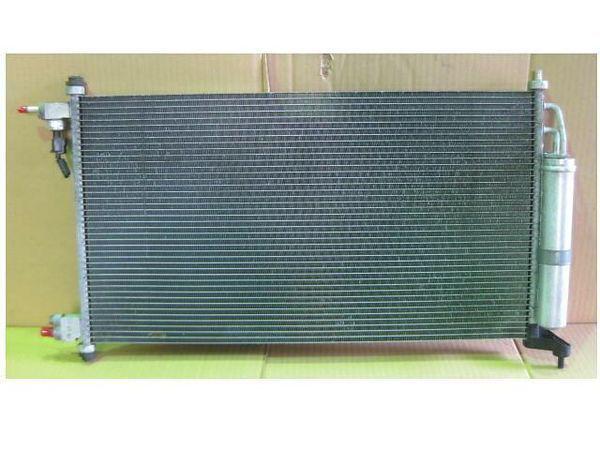 Nissan note 2005 condenser [1960600]