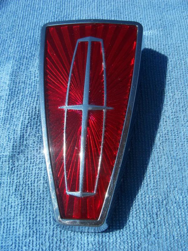 95 96 97 lincoln continental grill emblem ornament....nice!!!