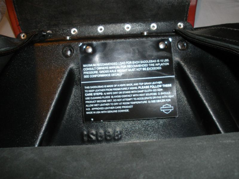 NEW>>>>HARLEY DAVIDSON RED TRIM SADDLEBAGS....90998-97, US $1,950.00, image 3