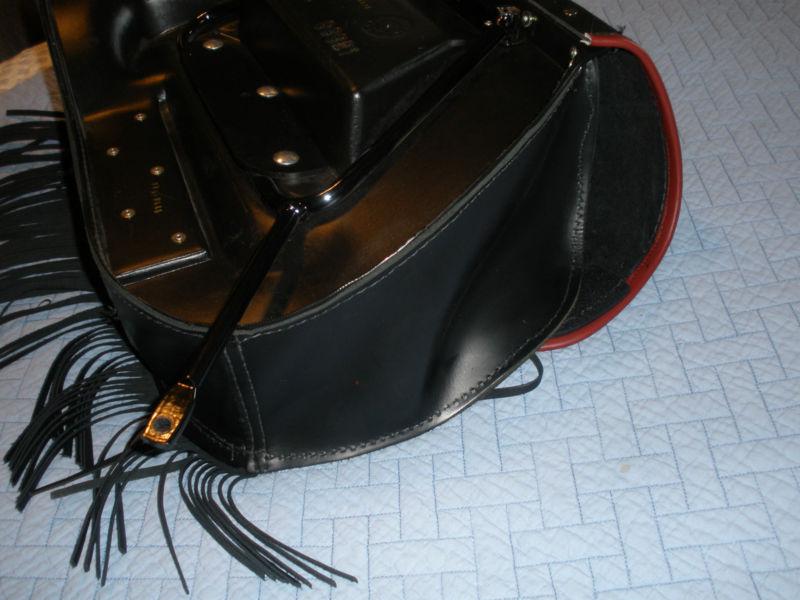NEW>>>>HARLEY DAVIDSON RED TRIM SADDLEBAGS....90998-97, US $1,950.00, image 7