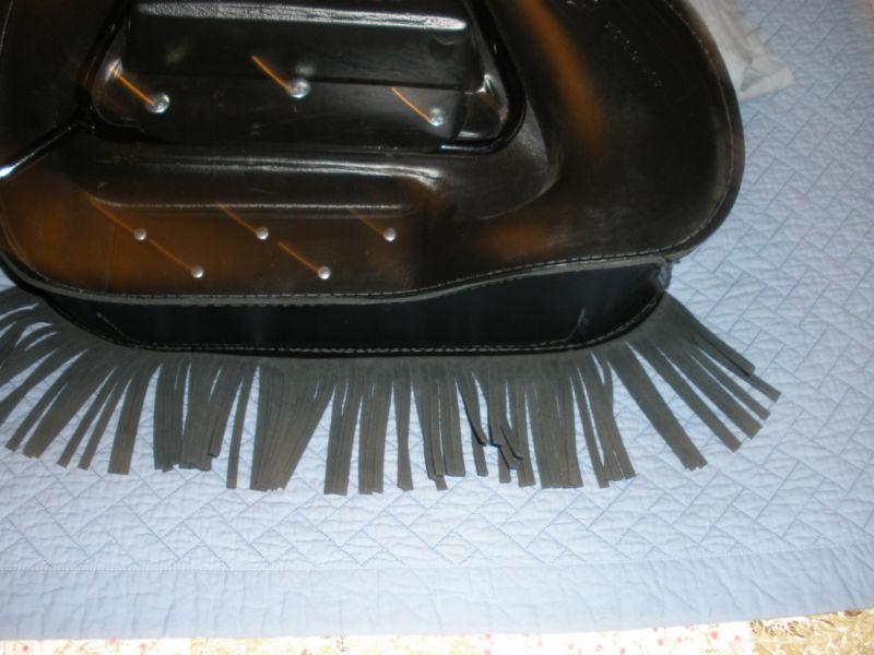 NEW>>>>HARLEY DAVIDSON RED TRIM SADDLEBAGS....90998-97, US $1,950.00, image 11