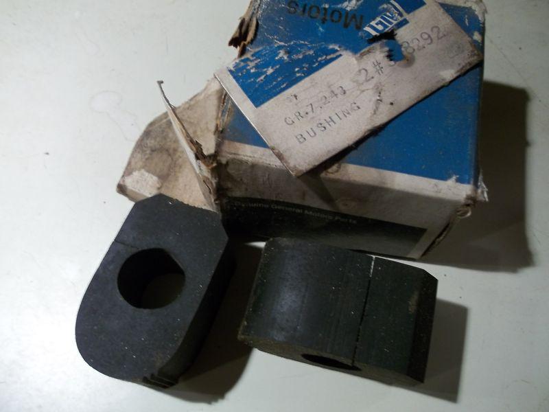 Nos 1964-1971 oldsmobile rubber bushings stabilizer ride shaft (qty 2) 388292