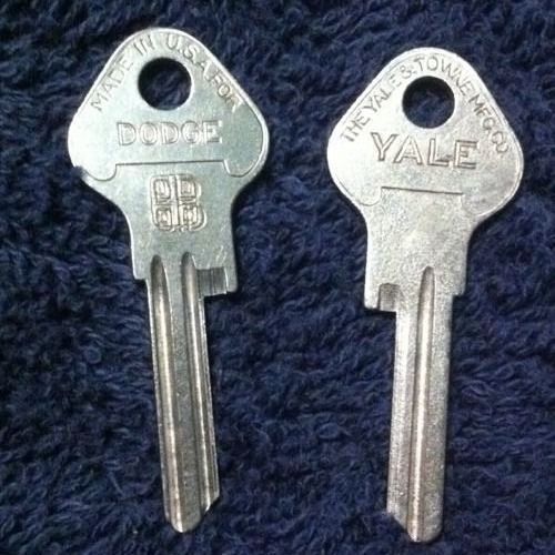 Nos oem dodge dpcd key blanks (2) for 1935-1937 glovebox/trunk 1199d-oem