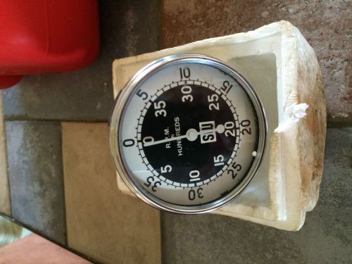 New stewart warner 82682-g hand-held tachometer 0-4000 rpm 3&#034; dia